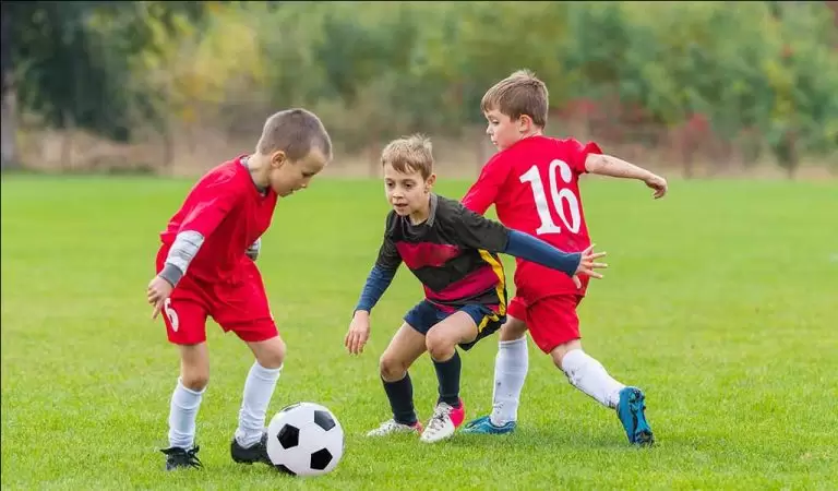 Подробнее о статье Где заказать футбольную форму для детей на команду?